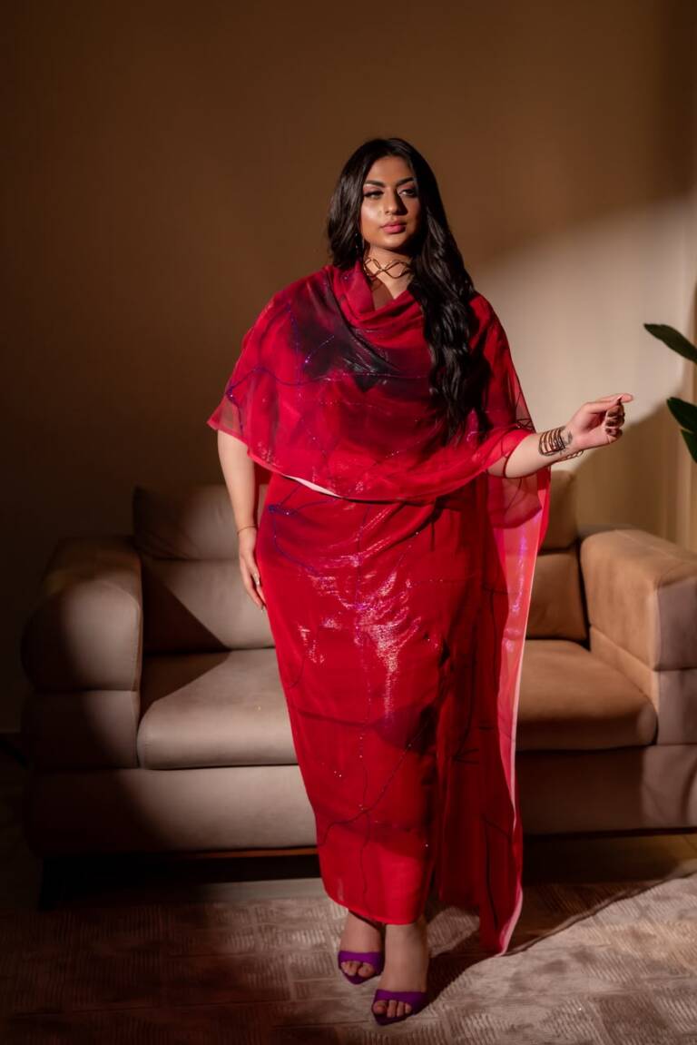 Red Silk Toub With Glitter Touch